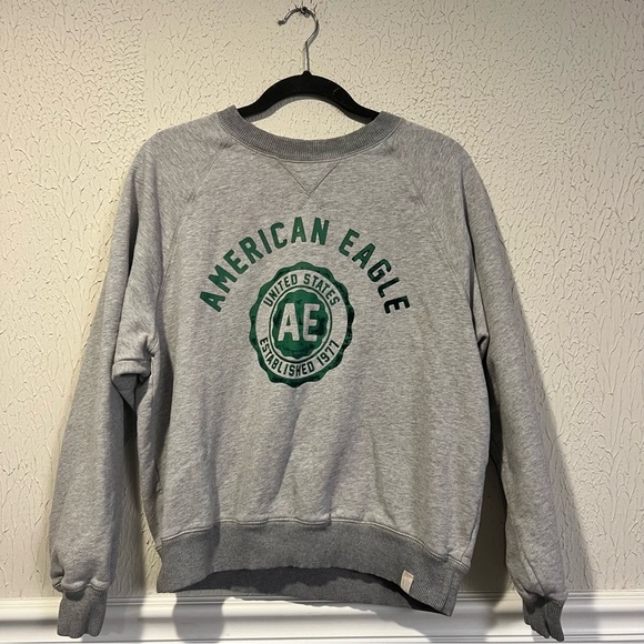 American Eagle Outfitters Gray and Green Crewneck Sweater size medium - Picture 2 of 12